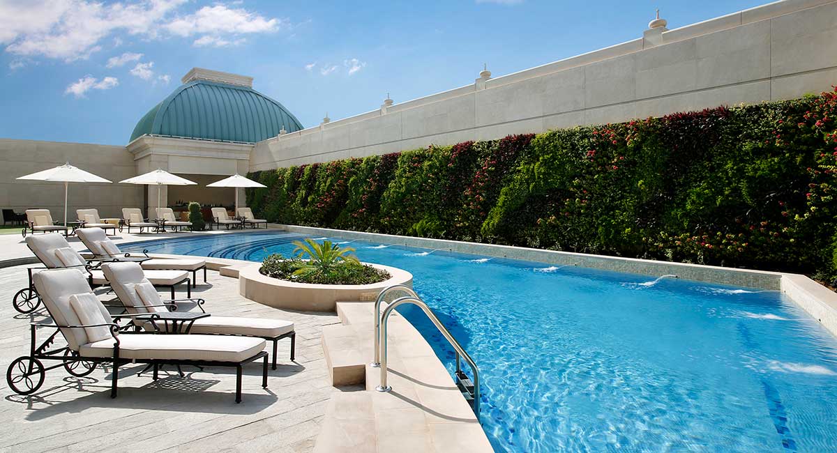 Habtoor-Palce-Dubai-Rooftop-Swimming-Pool