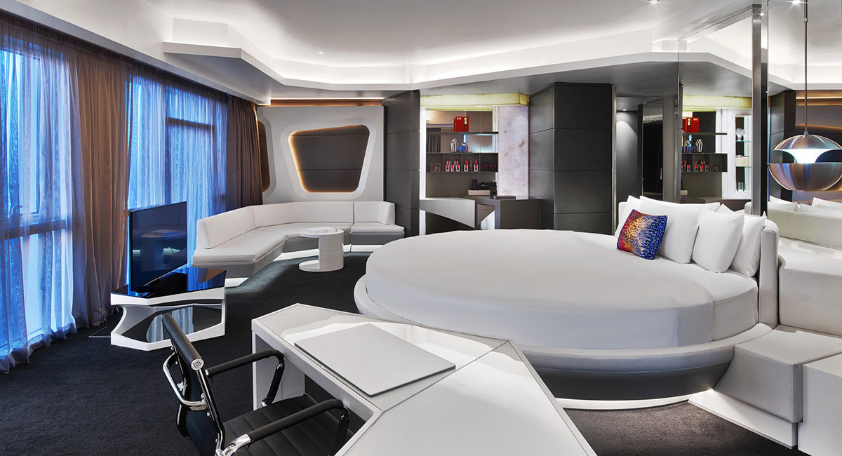 V-Hotel-Dubai-Round-Bed